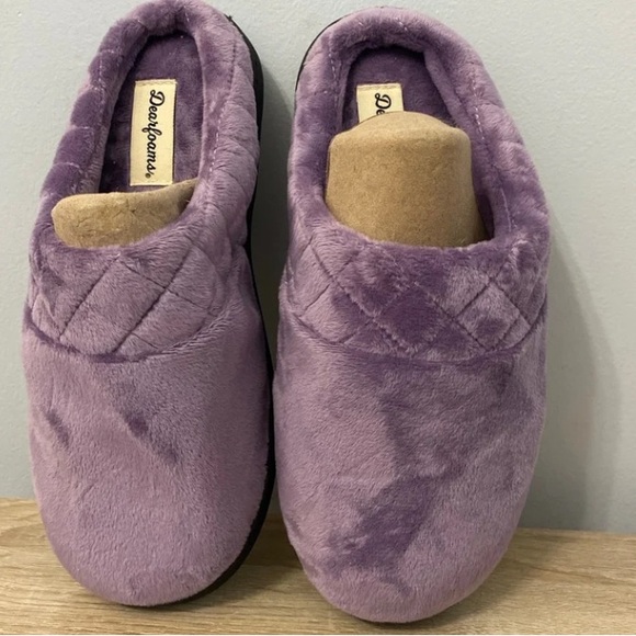 Dearfoams Women's Memory Foam Indoor Outdoor Darcy Velour Clog House Slippers - Picture 3 of 4